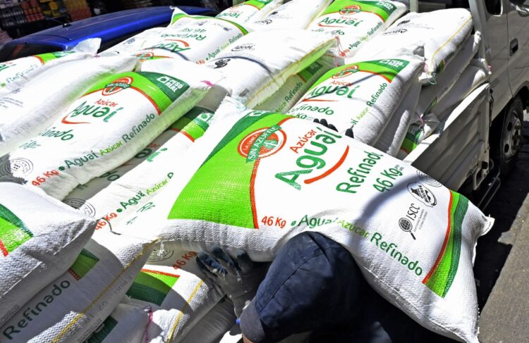 Camiones en frontera o en tránsito con carga de exportación suspendida, podrán salir del país hasta el 31