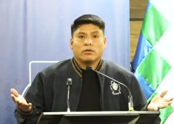 Senador Loza admite división en el MAS: ‘No pueden existir dos bancadas’