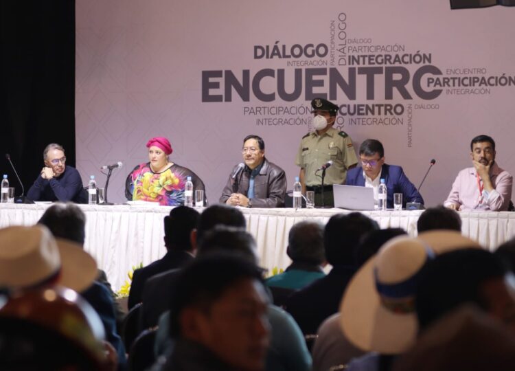 El Gobierno afirma que en cita de Cochabamba todos coinciden en que el Censo es técnico