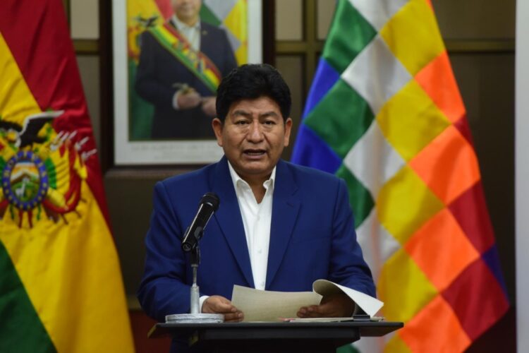 Ministro Montaño a Camacho y Calvo: ‘Cuidado después no puedan revertir la situación’