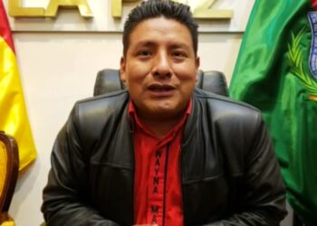 El Gobernador de La Paz pide a Camacho reflexionar y asistir al diálogo por el Censo
