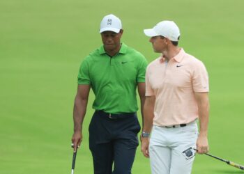 Tiger Woods jugará una exhibición en diciembre con McIlroy, Thomas y Spieth