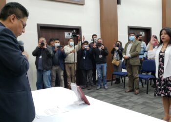 Exdefensora Cruz asume como viceministra de Igualdad de Oportunidades; niega ser del MAS
