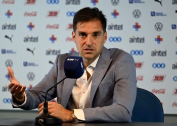 Tenemos el equipo para enfrentar a Corea, asegura DT de Uruguay