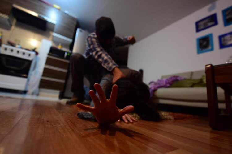 El Gobierno hace seguimiento al 100% de los feminicidios