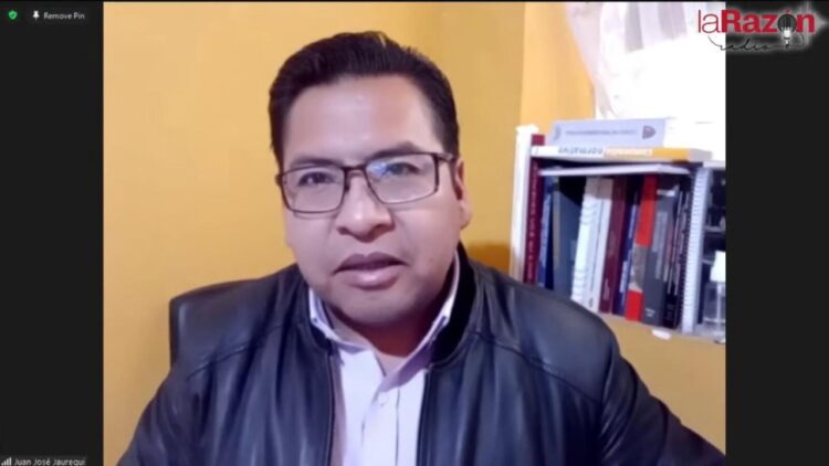 Juan José Jáuregui asegura que algunos de sus colegas del MAS obedecen a Evo Morales
