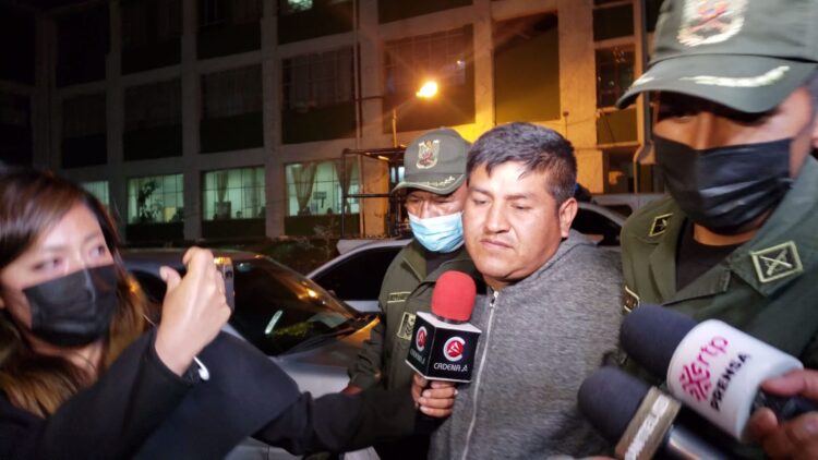 La Policía aprehende al cocalero Gonzalo Lupaca, es el octavo líder de Adepcoca capturado