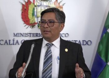 La Fiscalía General exhorta a las autoridades a ‘poner orden’ en la crisis en Santa Cruz