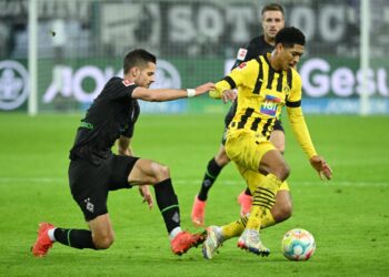 Borussia Dortmund cae 4-2 en Mönchengladbach y se queda sexto