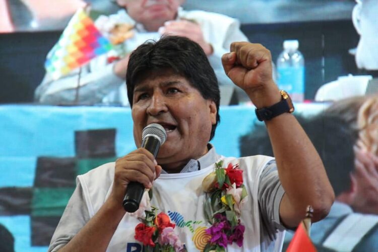 Evo: ‘Por mezquindades políticas arriesgamos a que siga corriendo un río de sangre’