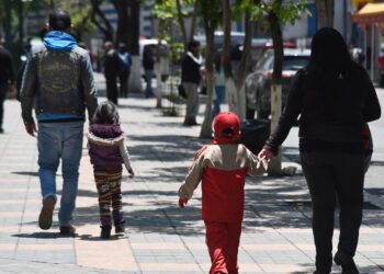El proceso para adoptar menores en La Paz bajó de hasta cinco años a al menos tres meses