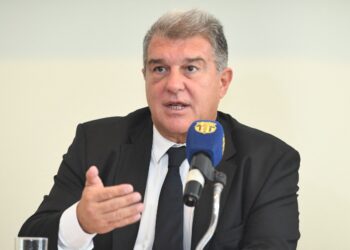 Barcelona no podrá fichar en el mercado de invierno por ‘fair play financiero’, dice Laporta