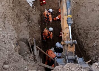 Trabajador de la Alcaldía de La Paz muere sepultado por un talud