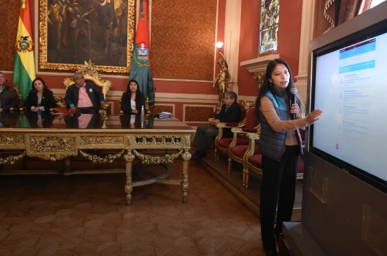 La Alcaldía de La Paz lanza el servicio de fichas médicas virtuales