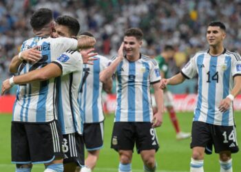 Cinco campeones mundiales entre los 16 mejores de Qatar