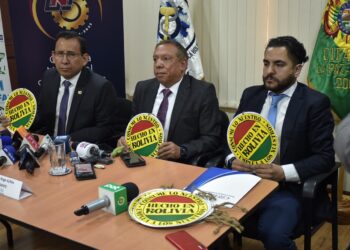 Farmacéuticos reclaman a la CNS una deuda de más de Bs 132 millones por medicamentos