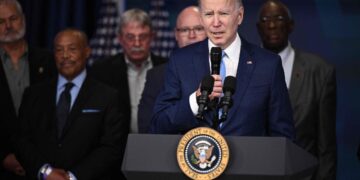 Biden pide la liberación de los presos políticos en Cuba.