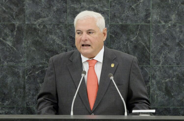 Expresidente panameño Martinelli irá a un segundo juicio en 2023.