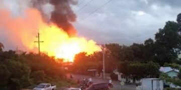 Al menos tres muertos y 12 desaparecidos por una explosión.