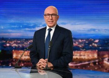 La derecha republicana francesa elige a un diputado del ala dura.