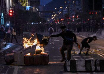 Ascienden a seis los muertos en las manifestaciones en Perú.
