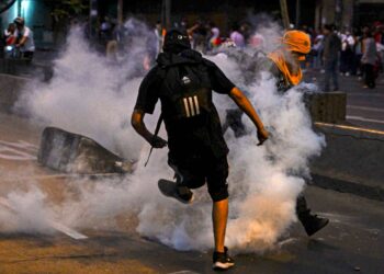 Un segundo muerto en protesta contra presidenta de Perú.