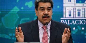 Venezuela y Países Bajos acuerdan iniciar una reapertura de sus fronteras.