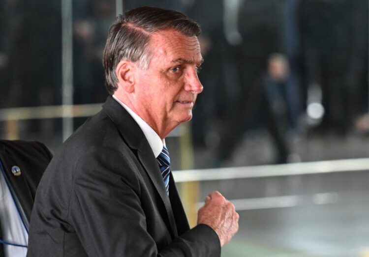 El TSE abre una causa contra Bolsonaro.