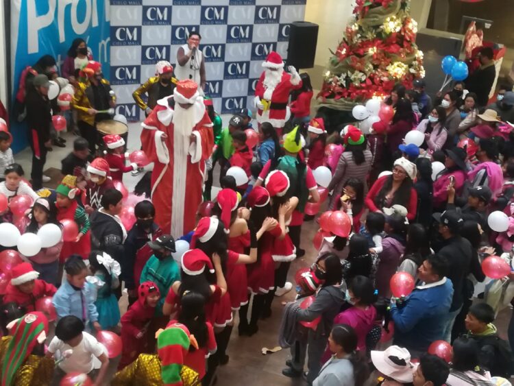 Cielo Mall dio la Bienvenida a la Navidad