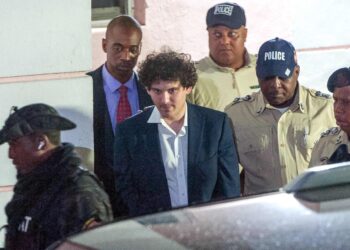 La política de EEUU sacudida por la caída del generoso Bankman-Fried.