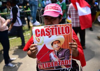 Bueno alerta que protestas podrían ocasionar pérdidas económicas.