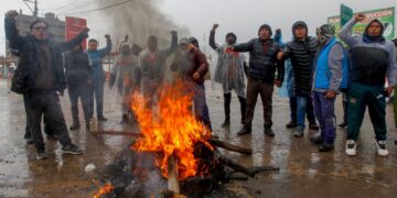 Aumentan a ocho los muertos en Perú tras una semana de protestas.