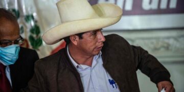 Justicia decide sobre prisión de Castillo en un Perú en zozobra.