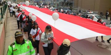 Parlamento del Perú rechaza proyecto de adelanto de elecciones.
