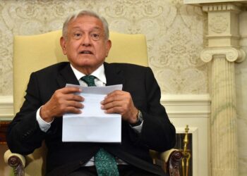 López Obrador asegura que relaciones con España siguen 'en pausa'.