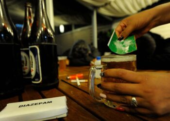 Policía aprehende a dos hombres ‘pildoritas’.