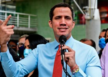 Asamblea Nacional da primer paso para cesar a Guaidó.