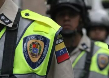 Condenada una mujer a 17 años de cárcel por prostituir a una adolescente.