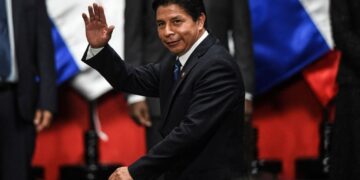 Castillo quedó bajo condiciones de reclusión legales en Perú.