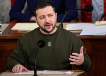 Zelenski asegura que 'no hay alternativa' al suministro de tanques Leopard.