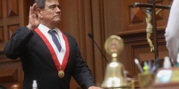 Perú Libre critica que el Williams pueda ejercer funciones de Boluarte.