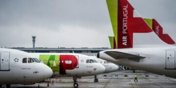 Renuncias en el gobierno portugués por escándalo de indemnización.
