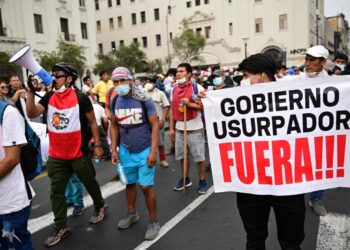 Protestas contra nuevo gobierno en Perú podrían reactivarse en enero.