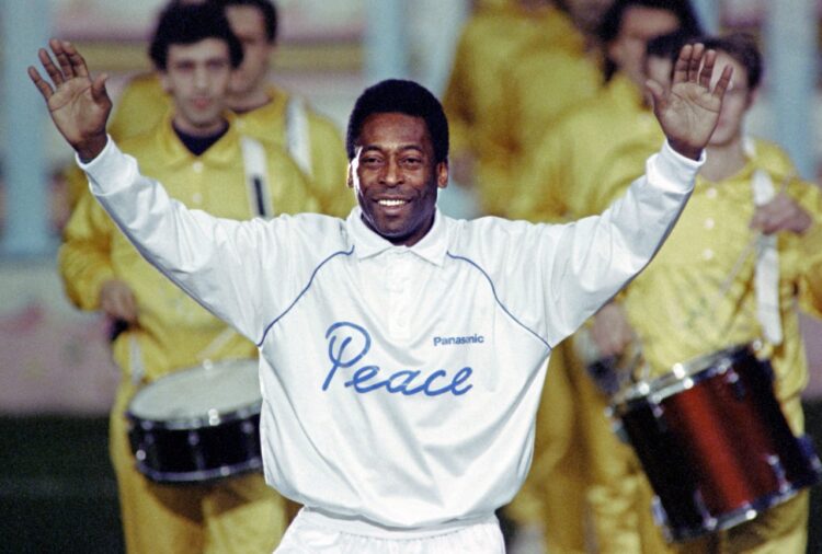 Brasil decreta tres días de luto nacional por la muerte de Pelé.