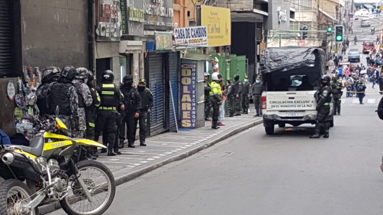 La disputa por un inmueble en La Paz termina con 15 personas arrestadas