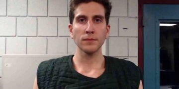 Capturan a sospechoso de asesinar a cuatro estudiantes en universidad.