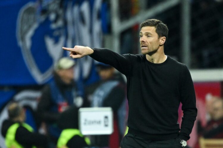 Xabi Alonso debuta en Champions con el Leverkusen con una dura derrota