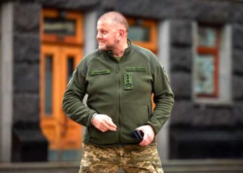 El ‘general de hierro’ Zaluzhny, un nuevo ícono ucraniano