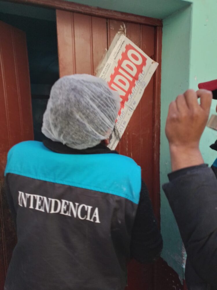 Los efectivos inspeccionaron al menos 60 hornos, de éstos 10 fueron suspendidos. Foto: AMUN