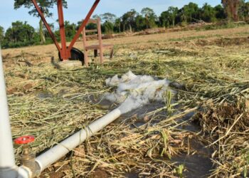 El Gobierno entrega sistema de agua subterránea para el agro en Yapacaní